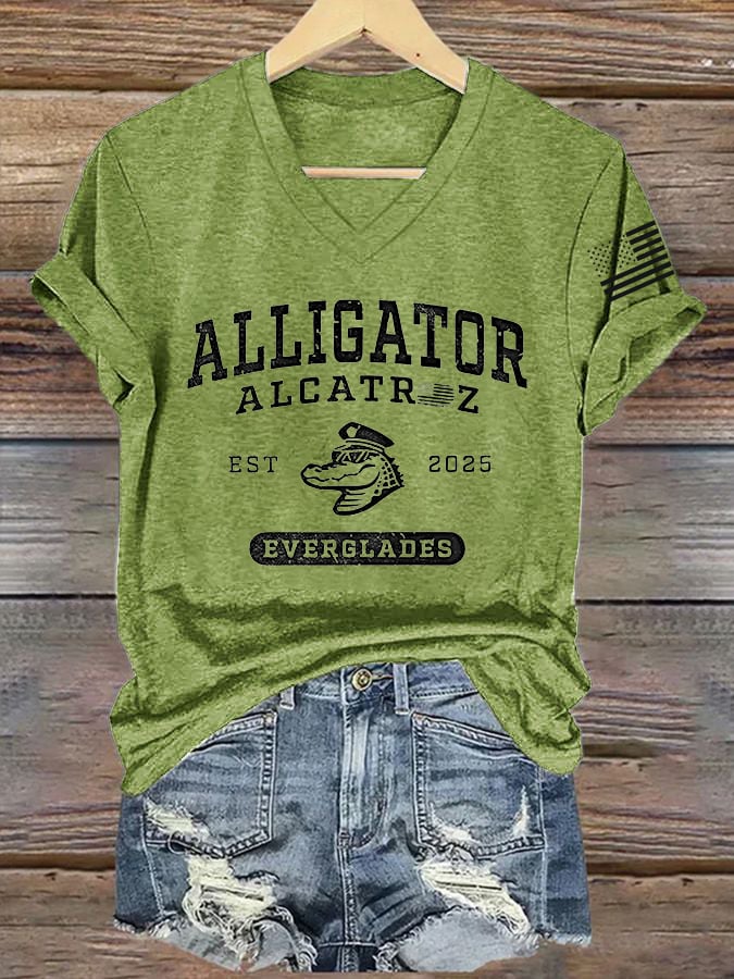 Women's Alligator Alcatraz Funny Florida Everglades Dark Humor Print T-Shirt