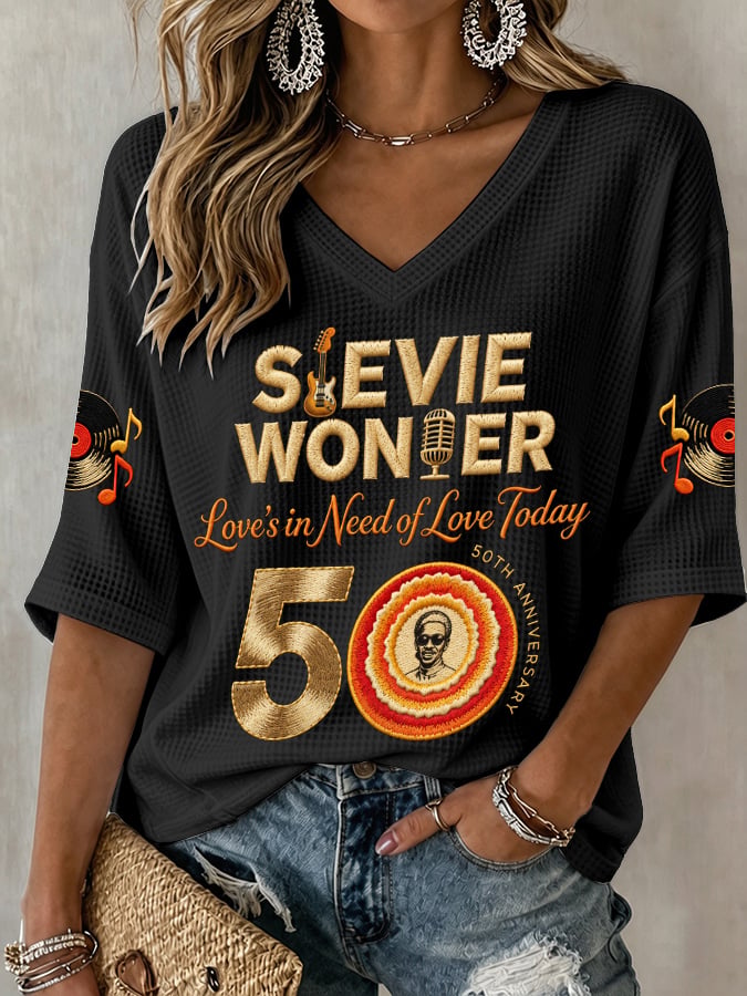 Women's Graphic Short-Sleeve Tour T-Shirt