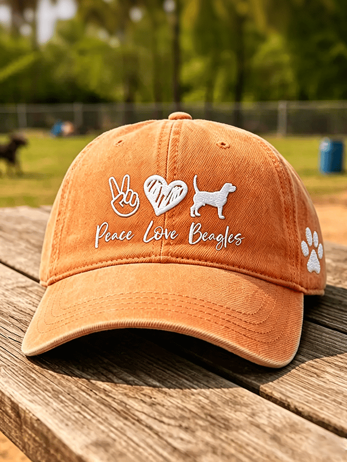 Unisex ”Peace Love Beagles“ Washed Retro Baseball Cap