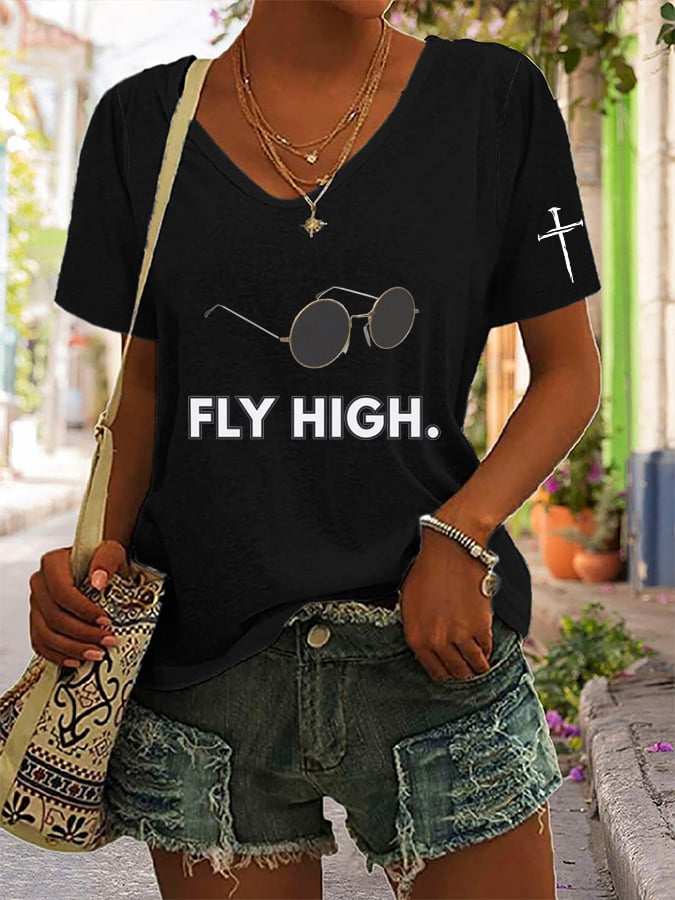 Women's “Hot Singer” Printed V-Neck T-Shirt