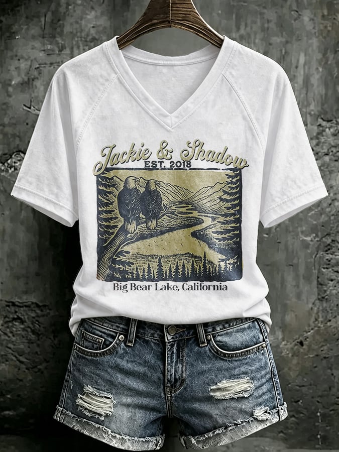 🔥🔥2nd 50% Off 🔥🔥V Neck Retro Jackie & Shadow Est. 2018 Big Bear Lake, California Print T-Shirt