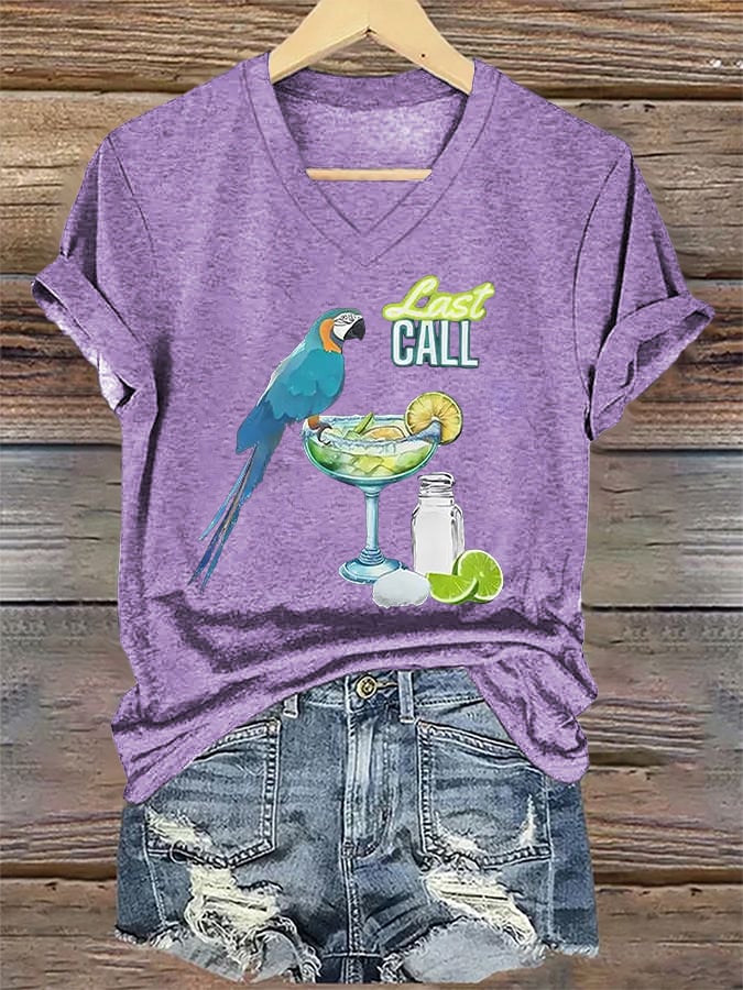 Women's Retro Parrot Margarita Print T-Shirt