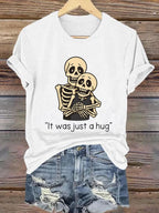 Retro Halloween Skeleton Couple Kiss Cam It Was Just A Hug Print T-Shirt