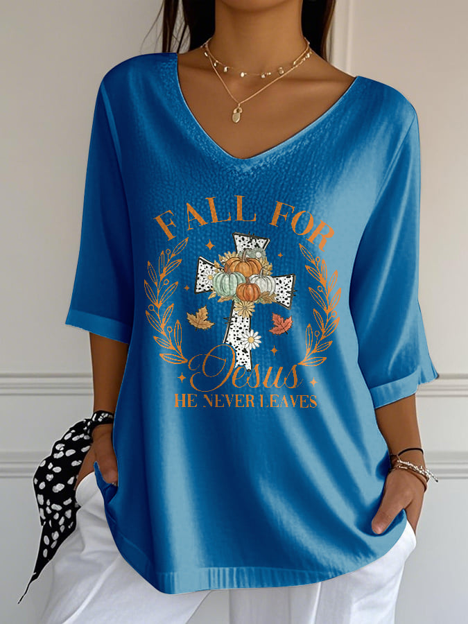 Women's Fall For Jesus He Never Leaves Print T-Shirt