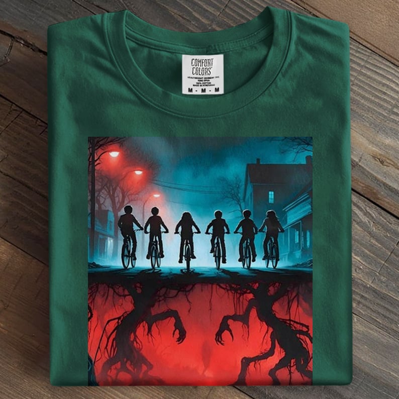 Welcome to the Upside Down 80s Horror Art Print Casual T-Shirt