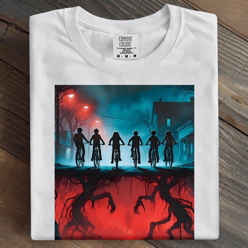 Welcome to the Upside Down 80s Horror Art Print Casual T-Shirt