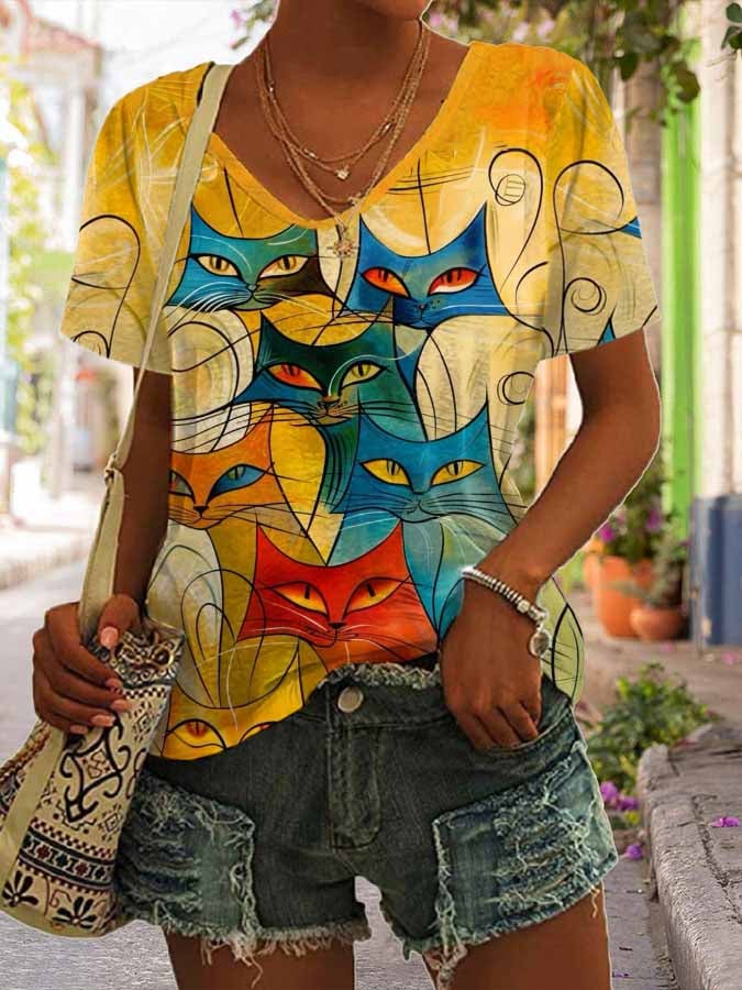 Women’s Retro Funny Cat Print V-Neck T-Shirt