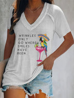V-Neck Retro Wrinkles Only Go Where Smiles Have Been Print T-Shirt