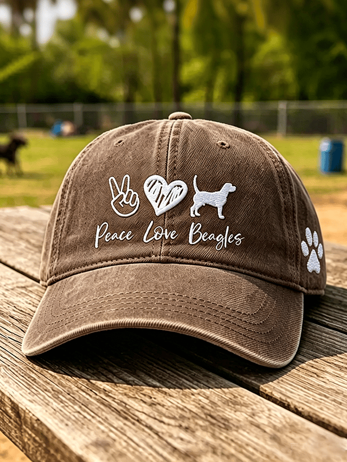 Unisex ”Peace Love Beagles“ Washed Retro Baseball Cap