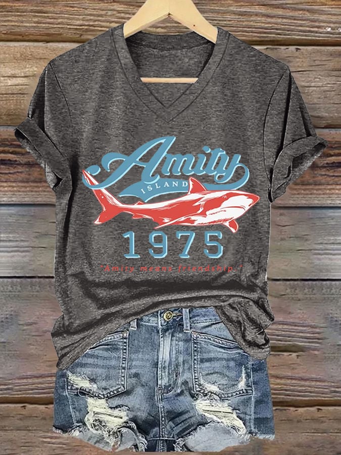 Women's Amity Island 1975 Print T-shirt