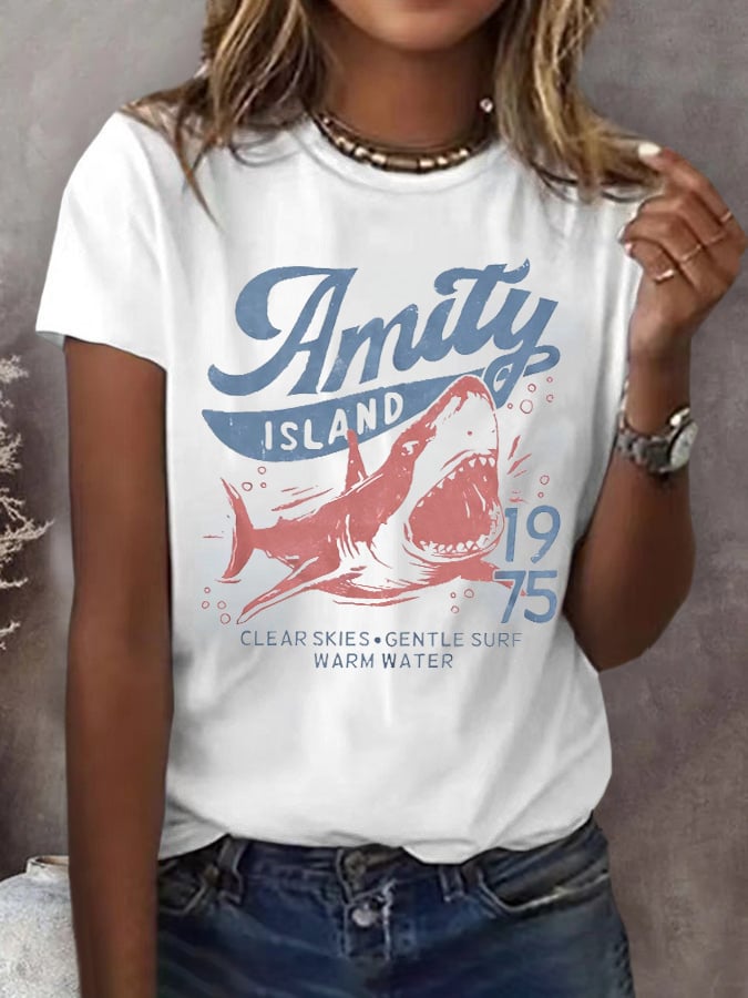 Women's Amity Island 1975 Clear Skies Gentle Surf Warm Water Printed Short-Sleeved T-Shirt