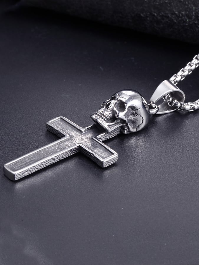 Rock Skull Cross Necklace