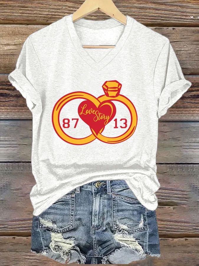 Women's Love Story print V-neck T-shirt