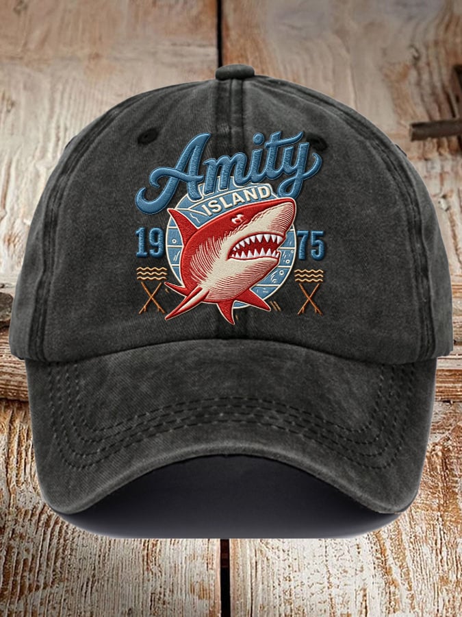 Great White Shark Retro Baseball Cap