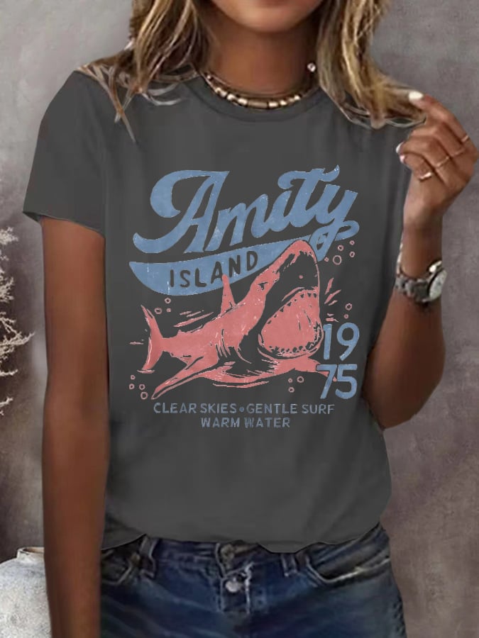 Women's Amity Island 1975 Clear Skies Gentle Surf Warm Water Printed Short-Sleeved T-Shirt