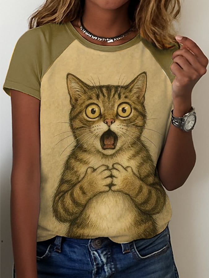 Women's Cute Animal Scared Cat Pattern Print Round Neck T-Shirt