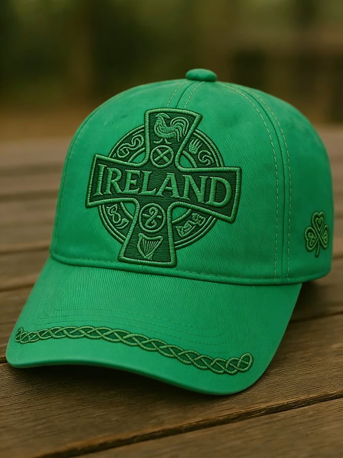 Retro St. Patrick's Day Shamrock Faith Print Baseball Cap