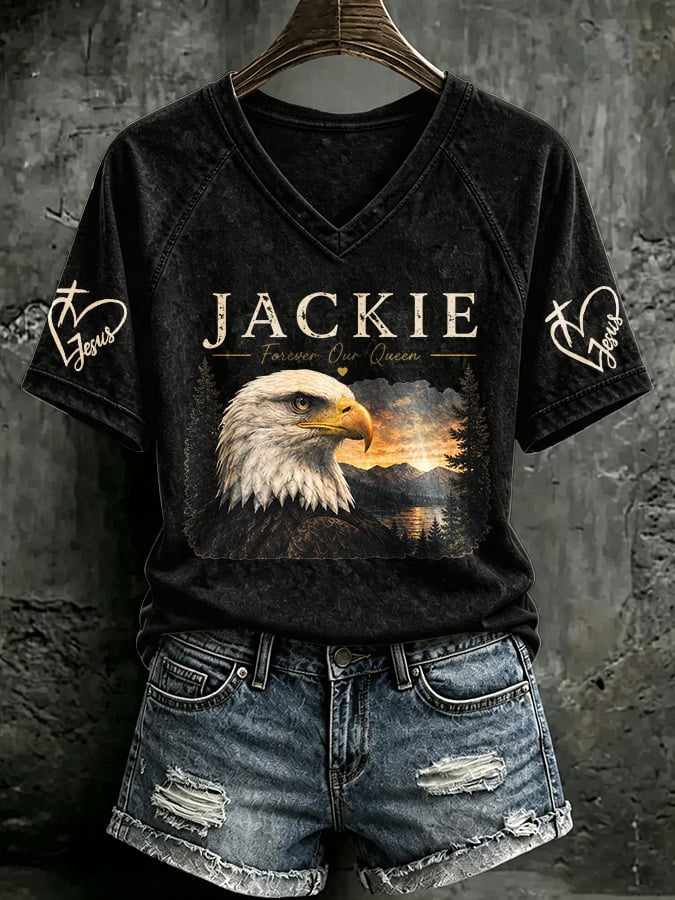 🔥🔥2nd 50% Off 🔥🔥Jackie Forever Our Queen V-Neck Retro Print T-Shirt