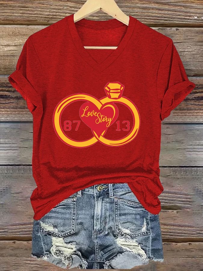 Women's Love Story print V-neck T-shirt