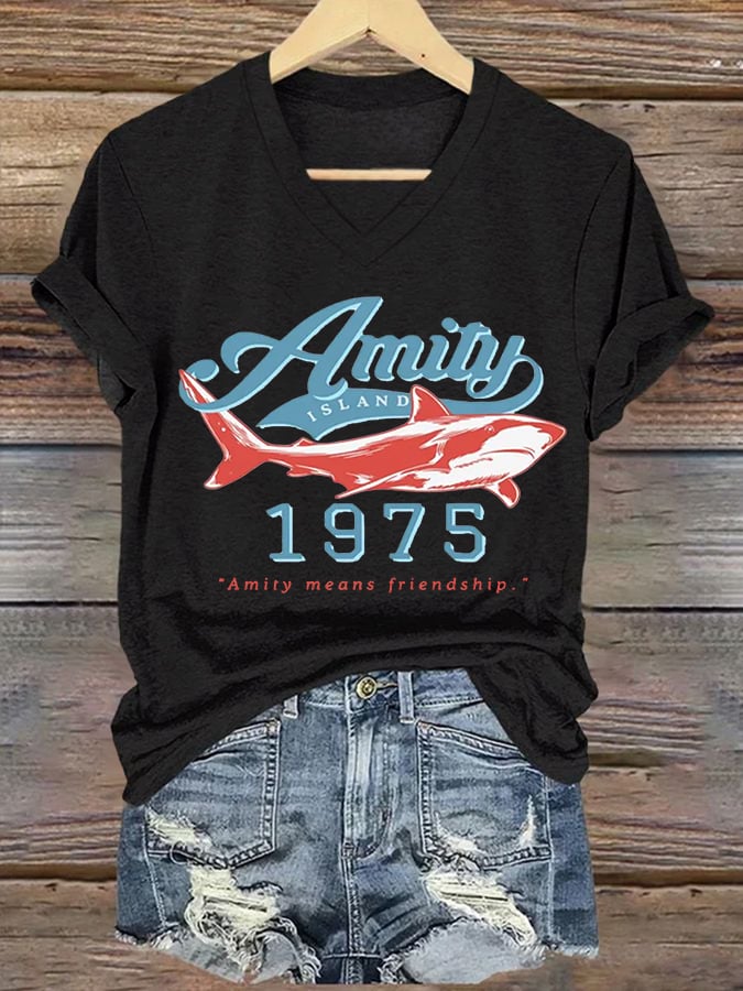 Women's Amity Island 1975 Print T-shirt