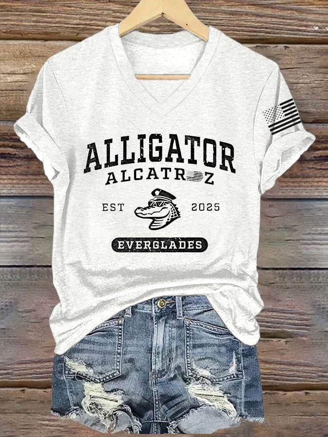Women's Alligator Alcatraz Funny Florida Everglades Dark Humor Print T-Shirt