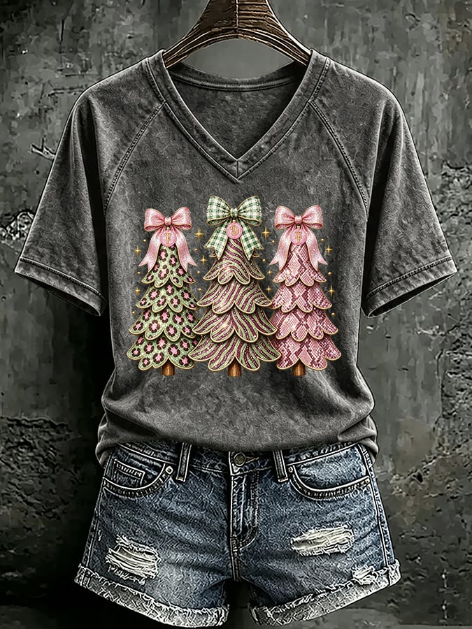 V Neck Retro FDT Pink Christmas Tree With Leopard Print T-Shirt