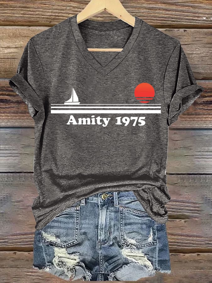 Women's Amity Island 1975 Print T-shirt